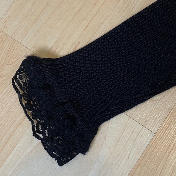 Vintage Lace fringe Blouse - Picture 3 of 8